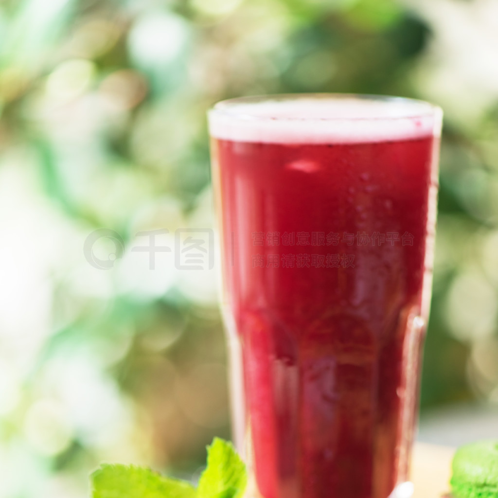 蔓越莓果汁飲料 健康時(shí)尚的無(wú)酒精即飲選擇